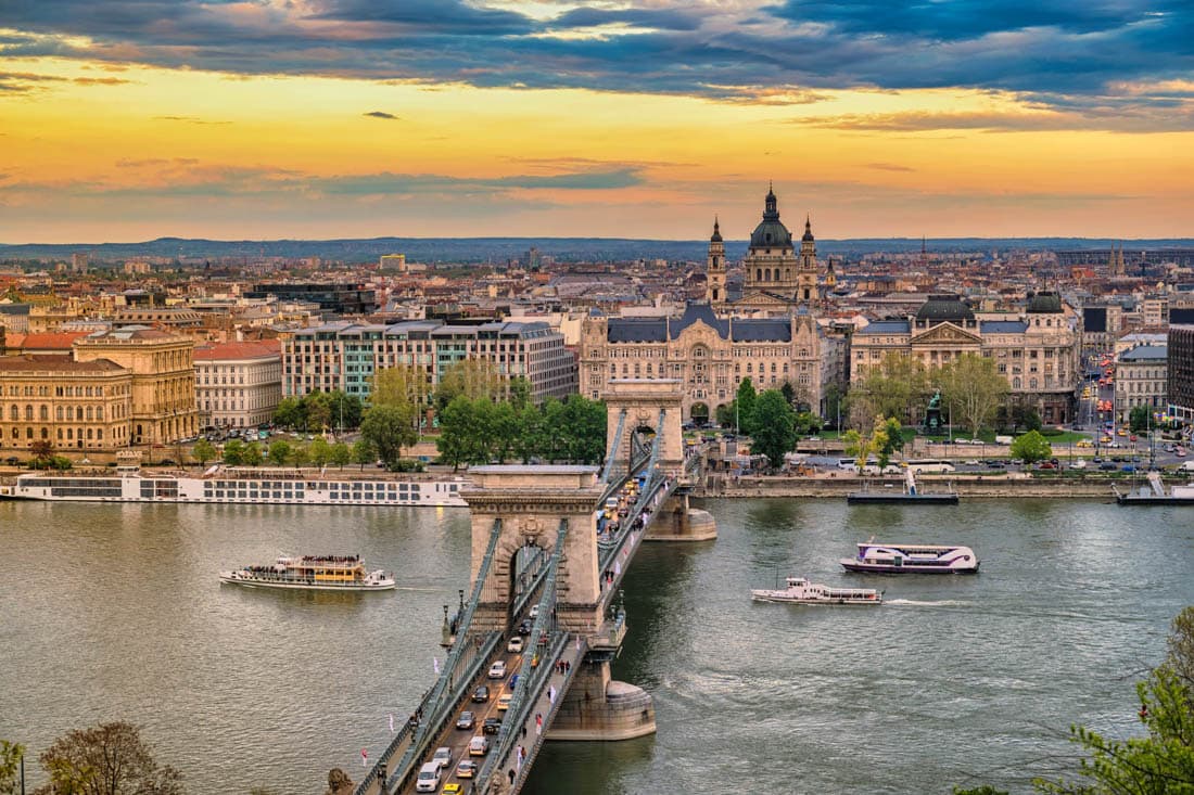 Croisière sur le Danube au coucher du soleil, Budapest